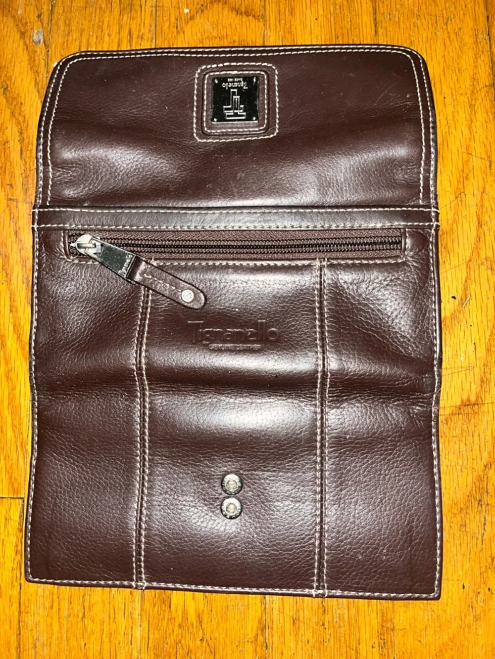 Tignanello sleek leather